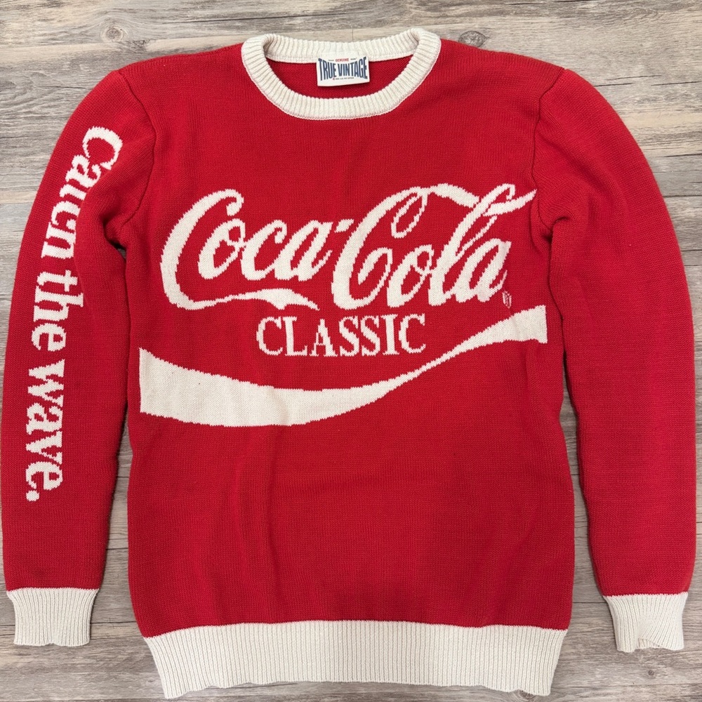 Vintage Red and White Crewneck Sweater with Classic Design